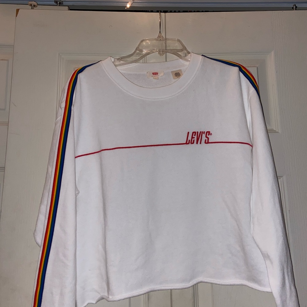 Levi’s cropped long sleeve